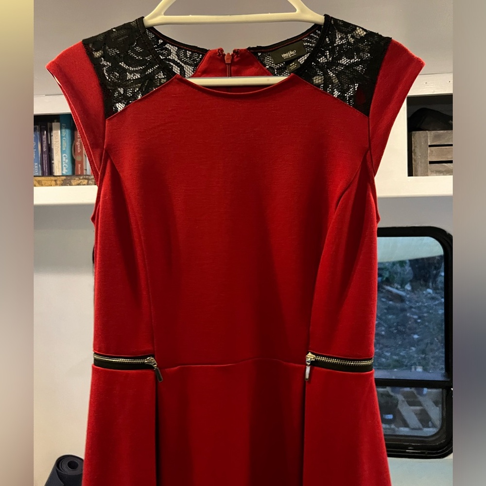 Mossimo Red and Black Lace Dress (size: medium) - Picture 2 of 5